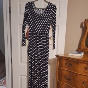 Elegant Blue and White Polka Dot Long Sleeve Dress